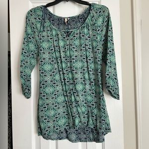 Cute blouse